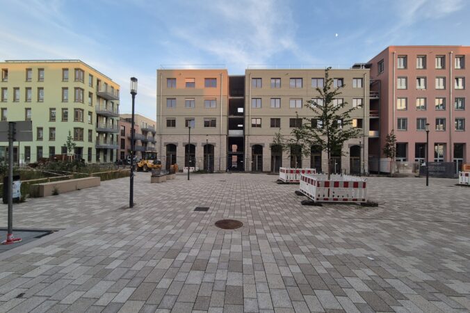familienfreundliche 4-Zimmer-Neubauwohnung mit großzügigem Balkon